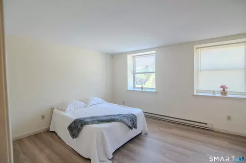 Bedroom - 49 Canterbury Rd #E, Plainfield, CT 06374 photo 1 of 4