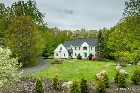 19 Cider Mill Rd, Burlington, CT 06013