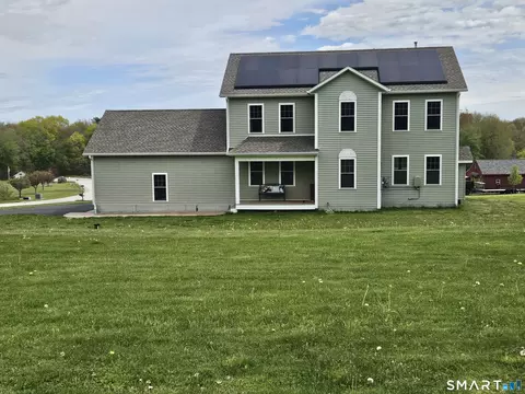 2 Legacy Dr, Sterling, CT 06377