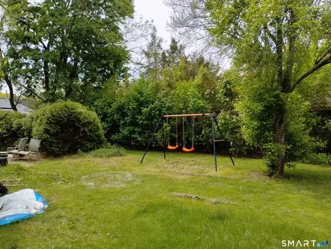 37 Ruth St, Killingly, CT 06239 photo 3