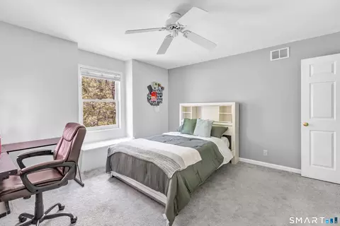 Bedroom - 121 Picketts Ridge Rd, Redding, CT 06896 photo 3 of 6