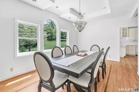 Dining - 121 Picketts Ridge Rd, Redding, CT 06896 photo 2 of 3