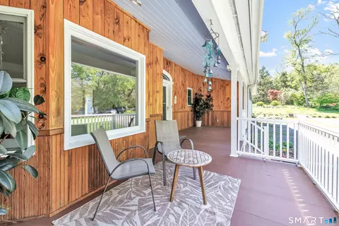Exterior - 121 Picketts Ridge Rd, Redding, CT 06896 photo 3 of 6