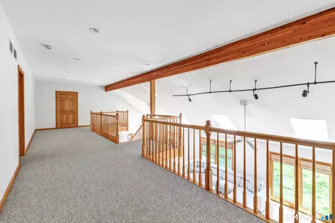 Entry Way - 121 Picketts Ridge Rd, Redding, CT 06896 photo 2 of 2