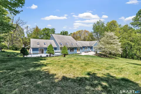 Exterior - 121 Picketts Ridge Rd, Redding, CT 06896 photo 6 of 6