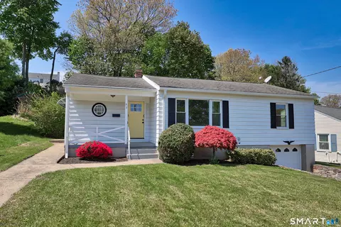 53 Glenview Ave, Waterbury, CT 06708