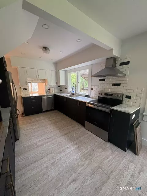 Kitchen - 33 Flanders Rd, Bethlehem, CT 06751 photo 3 of 3