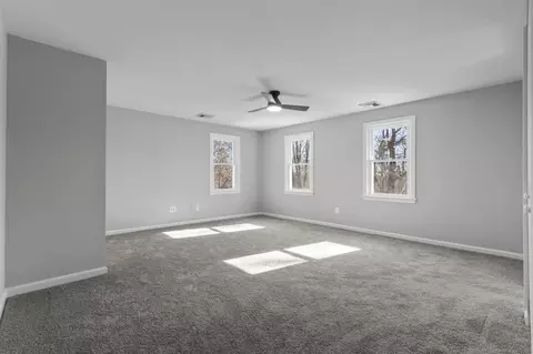 Bedroom - 40 Harkness Dr, Madison, CT 06443 photo 2 of 4