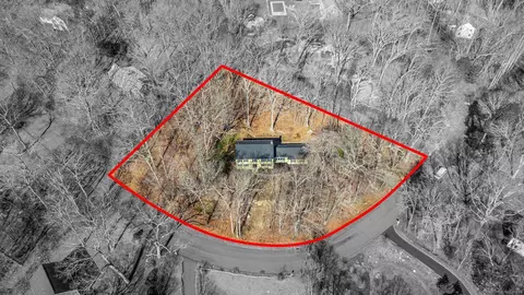 View/Area - 40 Harkness Dr, Madison, CT 06443 photo 1 of 2