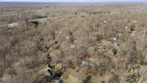 View/Area - 40 Harkness Dr, Madison, CT 06443 photo 2 of 2