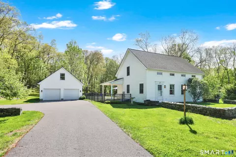 710 Storrs Rd, Mansfield, CT 06268