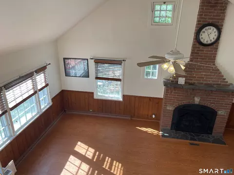 Living - 89 Alpine Dr, Sandy Hook, CT 06482 photo 4 of 5