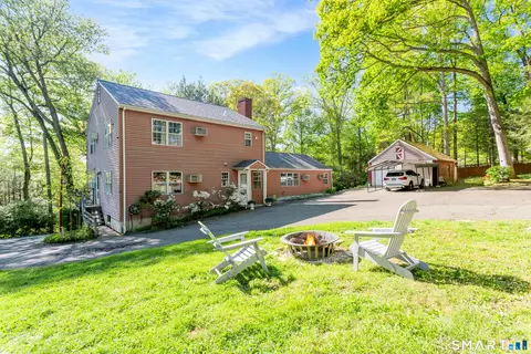829 Scofieldtown Rd, Stamford, CT 06903
