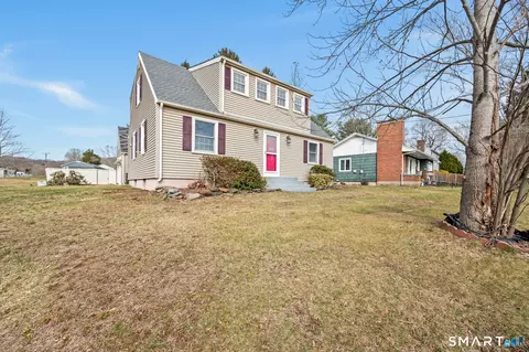 317 Salem Tpke, Norwich, CT 06360