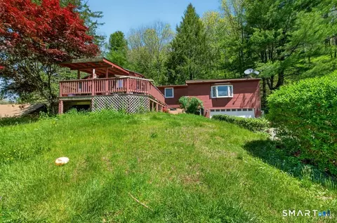 77 Salem Rd, Colchester, CT 06415