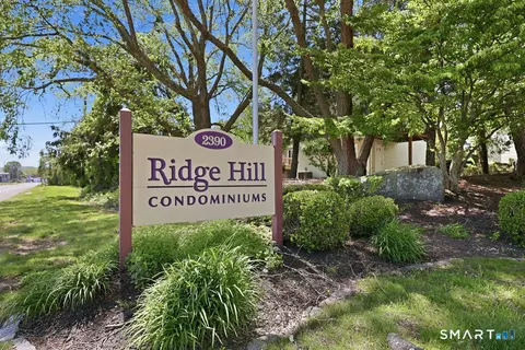 2390 State St #2U, Hamden, CT 06517