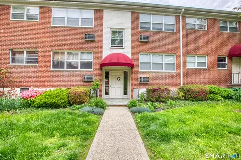 11 Bedford Ave #Q2, Norwalk, CT 06850