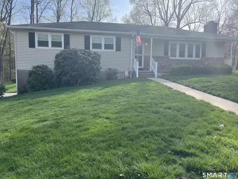 14 Condon Dr, Ansonia, CT 06401