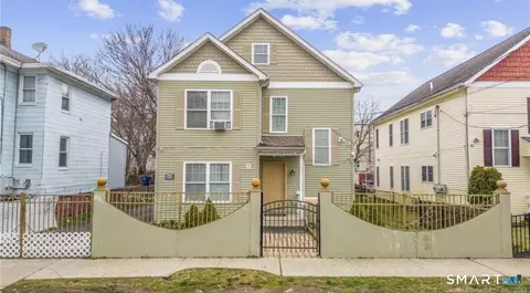 13 Button St, New Haven, CT 06519