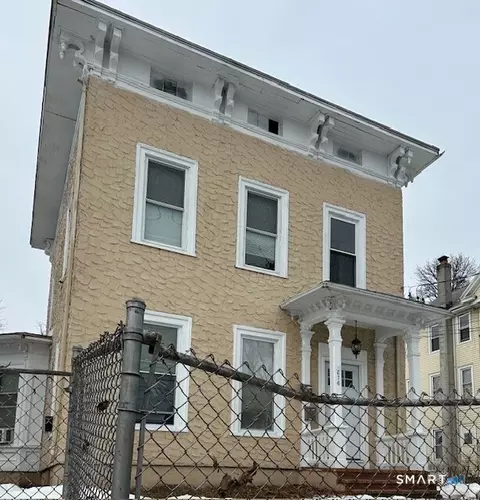 676 East St, New Britain, CT 06050