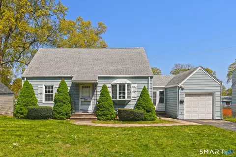 73 Honor Rd, West Haven, CT 06516