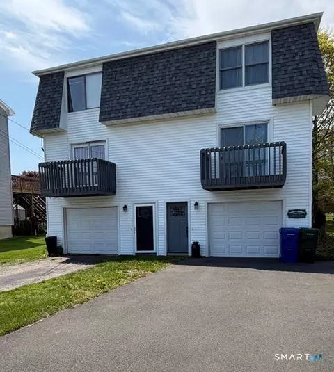 217 Short Beach Rd, Stratford, CT 06615