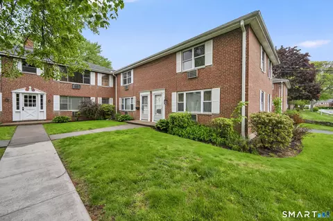 97 Shadow Ln #B, West Hartford, CT 06110