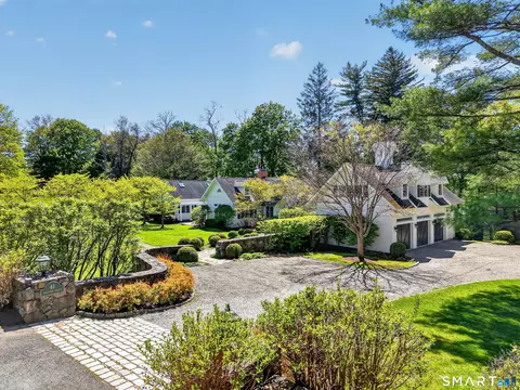 41 Peaceable St, Ridgefield, CT 06877