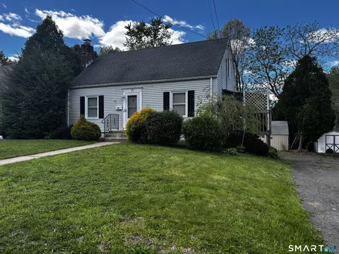 46 Litchfield St, Manchester, CT 06040