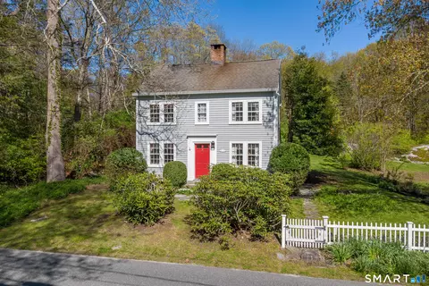 Exterior - 6 High Rock Rd, Sandy Hook, CT 06482 photo 2 of 14