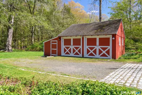 Exterior - 6 High Rock Rd, Sandy Hook, CT 06482 photo 8 of 14