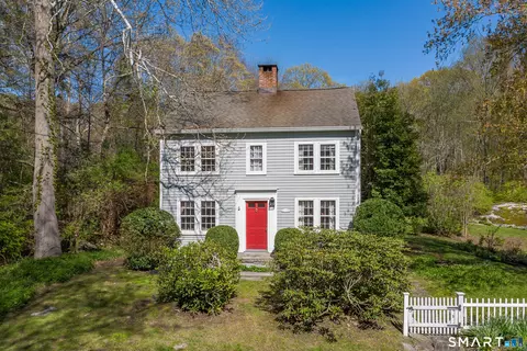 Exterior - 6 High Rock Rd, Sandy Hook, CT 06482 photo 14 of 14
