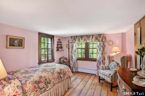Bedroom - 6 High Rock Rd, Sandy Hook, CT 06482 photo 4 of 4