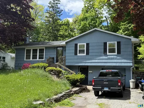77 Brookline Dr, East Hartford, CT 06108