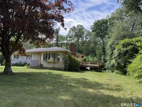 Exterior - 1142 Main St, Hamden, CT 06514 photo 7 of 7