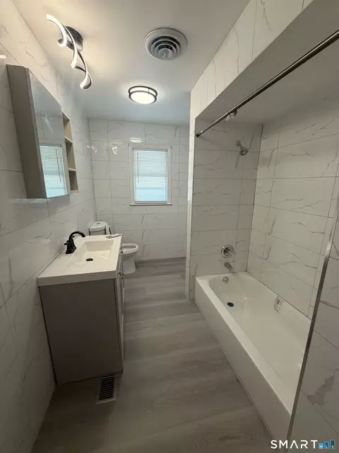 Bath - 1142 Main St, Hamden, CT 06514 photo 1 of 3
