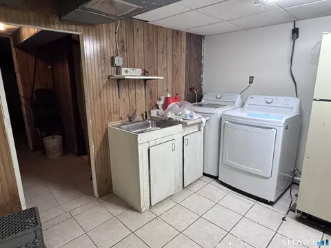 Other - 33 Thomas St, Windsor Locks, CT 06096 photo 7 of 10
