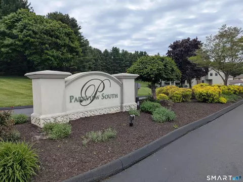 501 Summer Hill Dr #501, South Windsor, CT 06074