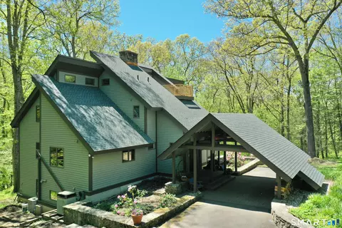 579 Brown Brook Rd, Southbury, CT 06488