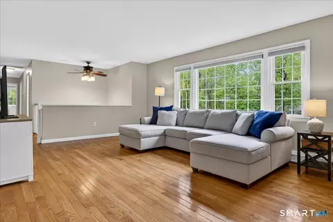 Living - 10 Scenic Rd, Madison, CT 06443 photo 3 of 4