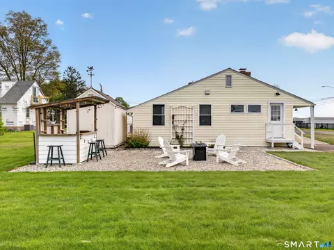 Exterior - 21 Riverside Dr, Clinton, CT 06413 photo 13 of 15