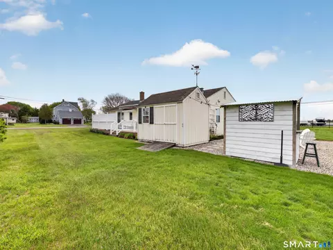 Exterior - 21 Riverside Dr, Clinton, CT 06413 photo 15 of 15