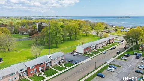 43 Shea Ave #43, Milford, CT 06460