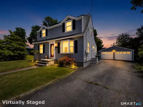 11 Wayland Ct, Milford, CT 06460