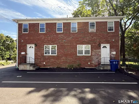 1193 Hope St #4, Stamford, CT 06907