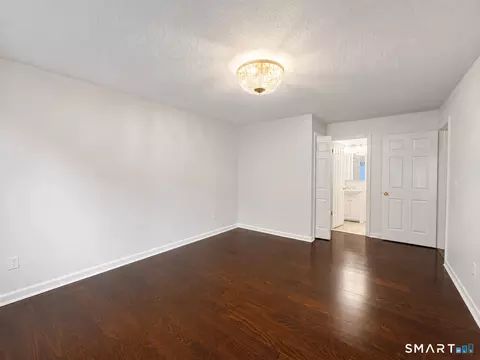 Bedroom - 914 High Path Rd #914, Windsor, CT 06095 photo 1 of 6