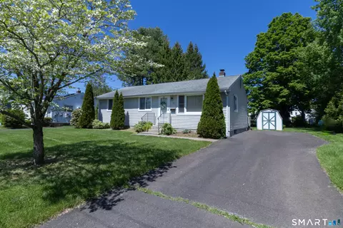 52 Overhill Dr, Berlin, CT 06037