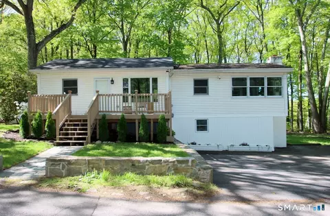 36 Maple Dr, New Milford, CT 06776