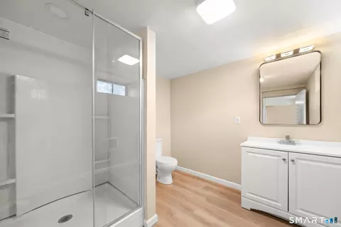 Bath - 7 Cannon St, Windsor Locks, CT 06096 photo 1 of 4