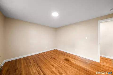 Bedroom - 7 Cannon St, Windsor Locks, CT 06096 photo 3 of 8
